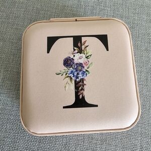 New Pink Jewelry Box Case Small Floral Travel Initial T Ring Earrings